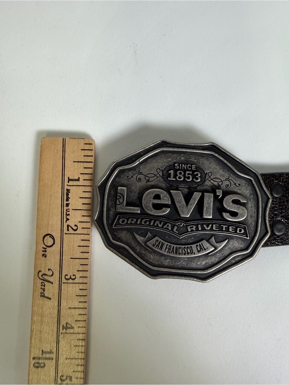 Levi's Antique Silver Belt Buckle and Leather Belt 36 - Picture 10 of 13